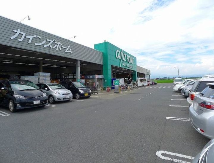 リアン・ラジュールの周辺