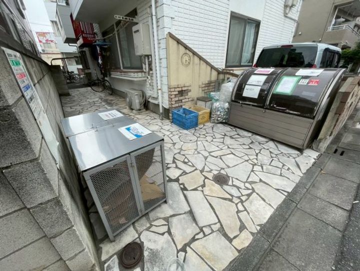 エーデルブルーメ83の地図