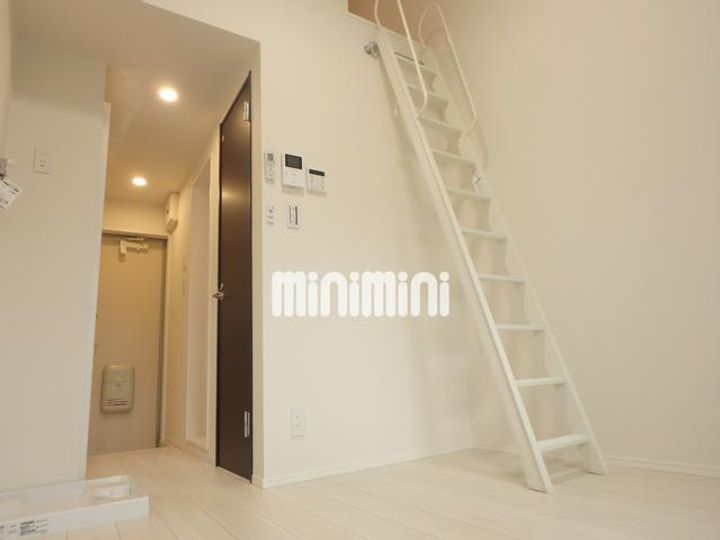 アーヴェル大船の内装