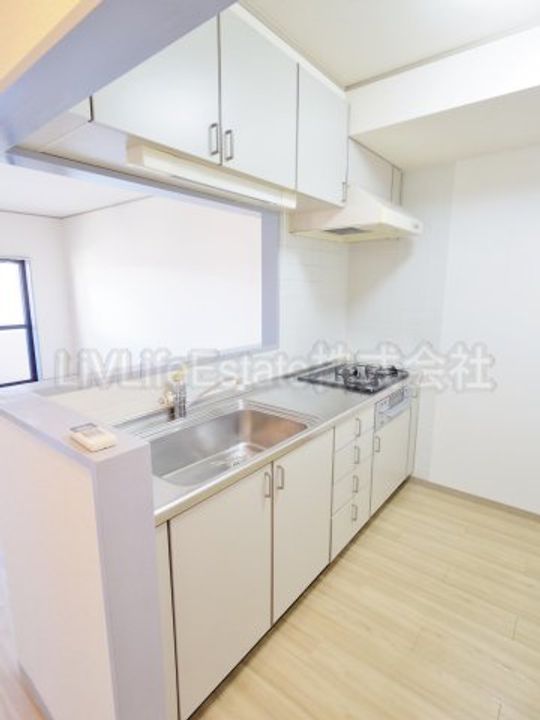 東京都東村山市恩多町2(マンション)の賃貸物件のキッチン