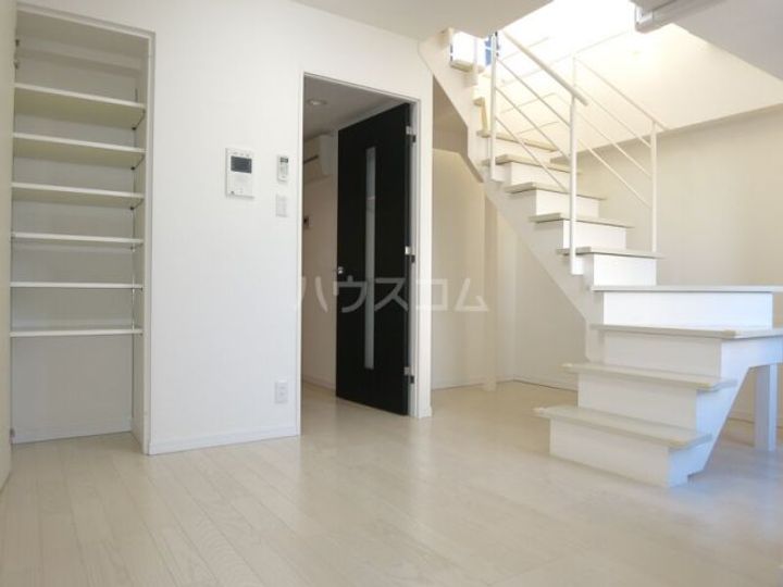 ダフィット駒込の居間