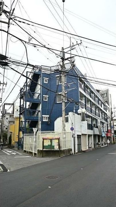 第1アイランドハイツの外観