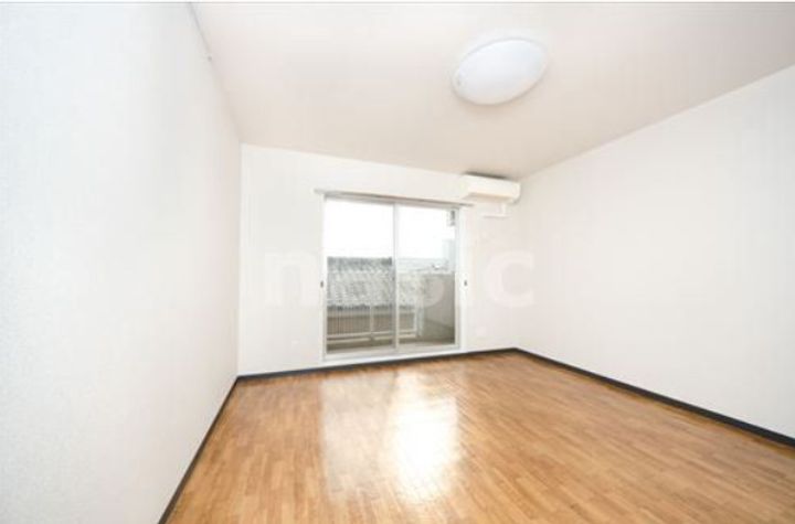 千葉県市川市東菅野3(マンション)の賃貸物件の居間