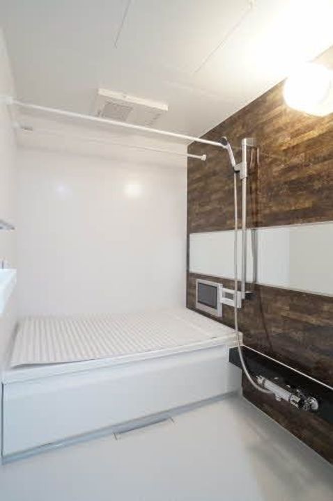 メゾンマスト大町 Bの風呂