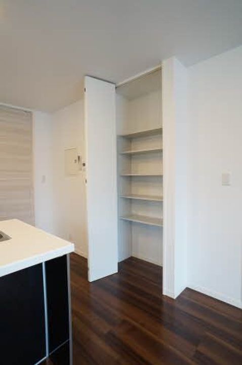 メゾンマスト大町 Bの内装