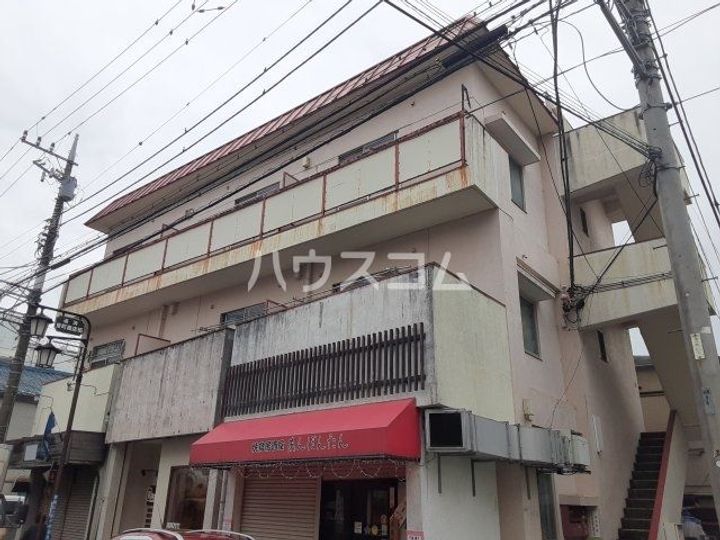 丸富ビルの地図