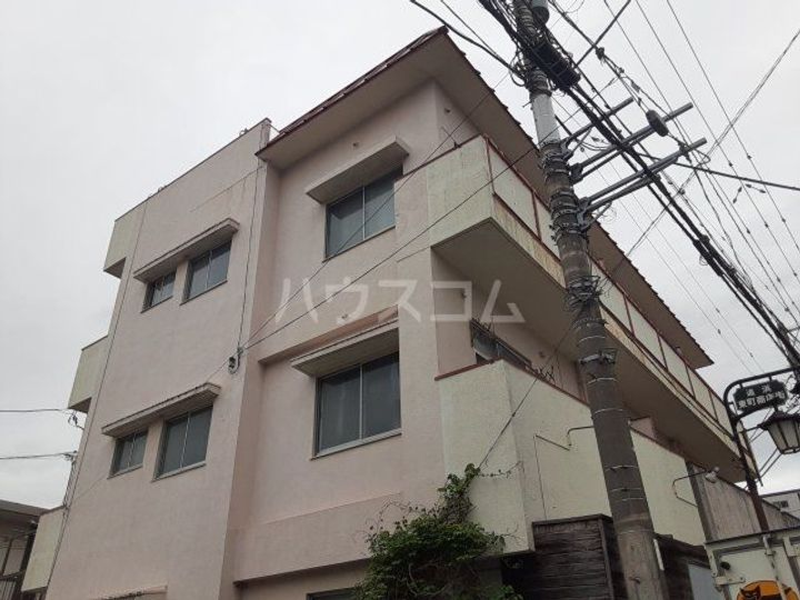 丸富ビルの外観