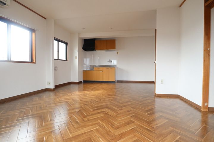 ベルパティオ加賀の居間