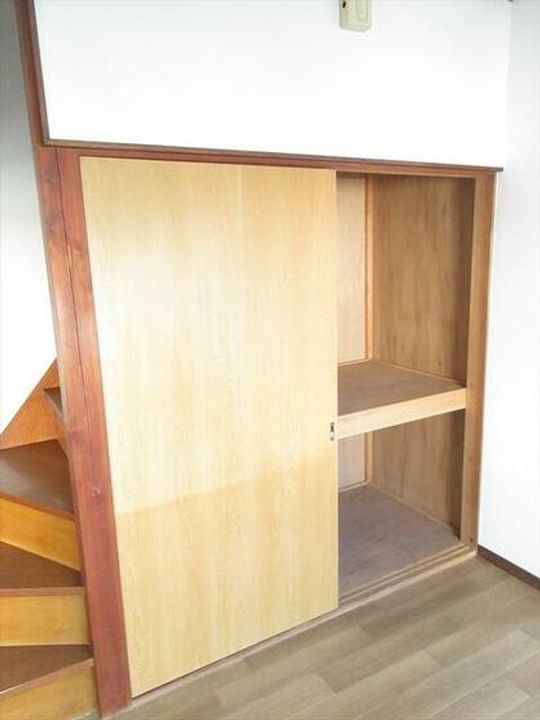 第2メゾン栄の内装