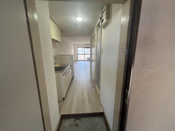 オクトワール宮崎西弐番館の玄関