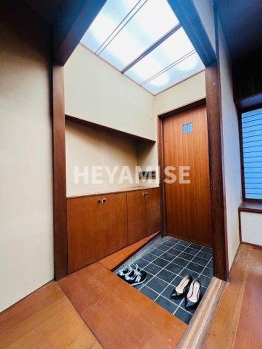 長崎県長崎市伊勢町(一戸建)の賃貸物件の玄関