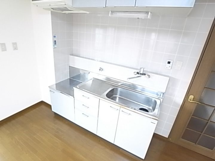 兵庫県神戸市灘区友田町2(マンション)の賃貸物件のキッチン