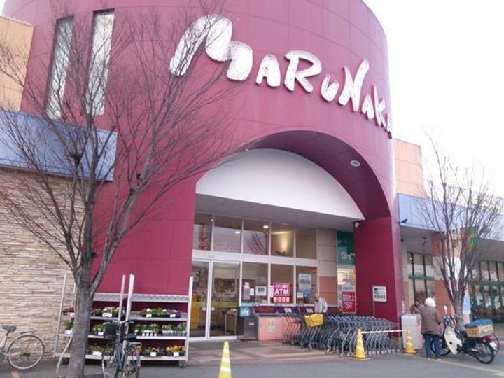 サン ナリィシュの周辺