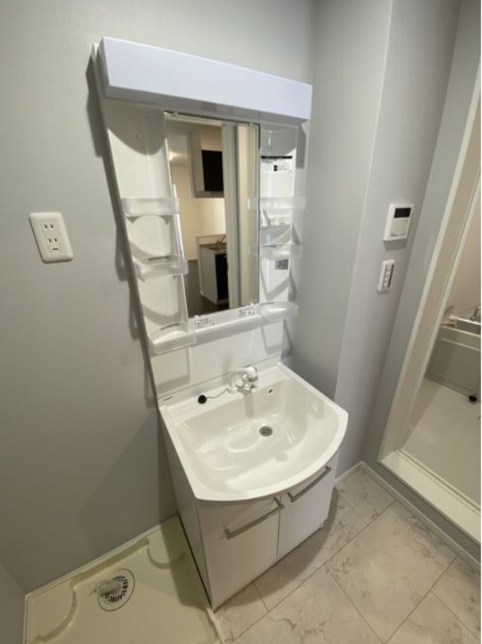 フォレスト飯山満の内装