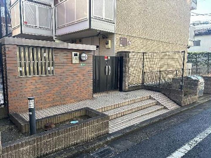 レオパレスカーサ グリチーネの地図