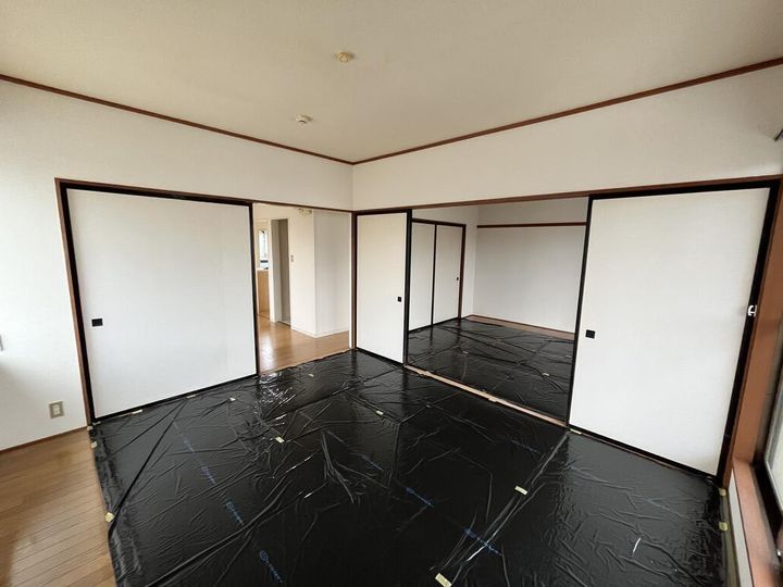 中野ハイツA棟の居間