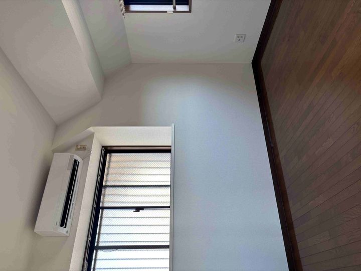 日伸ビルの内装