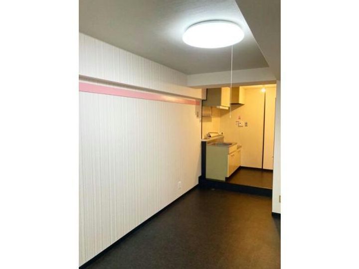 第二戸嶋屋ビルの居間