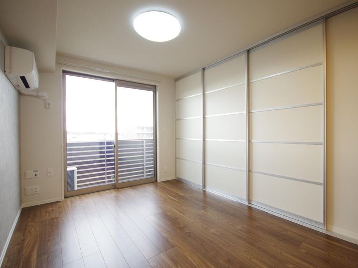 レヴィアIIの居間