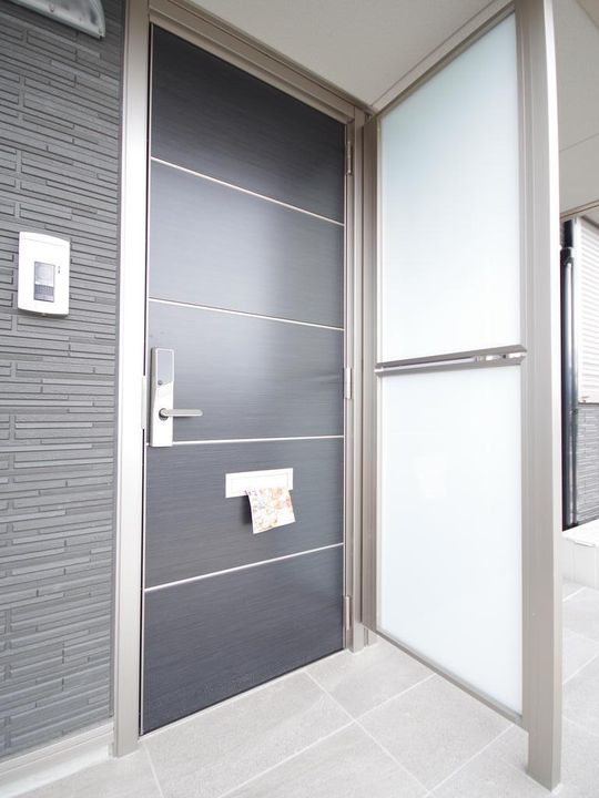 レヴィアIIの玄関