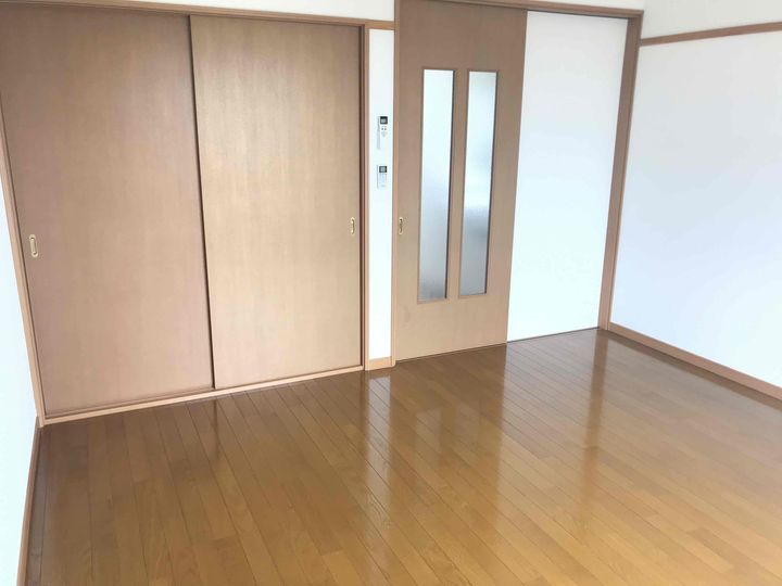 レイクフォレストの居間