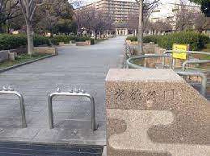 ヴィラ四条大宮の周辺