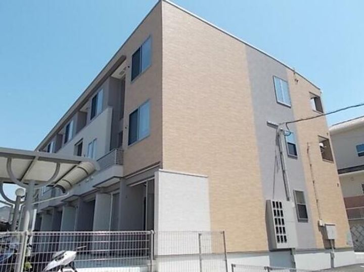クラリスの外観