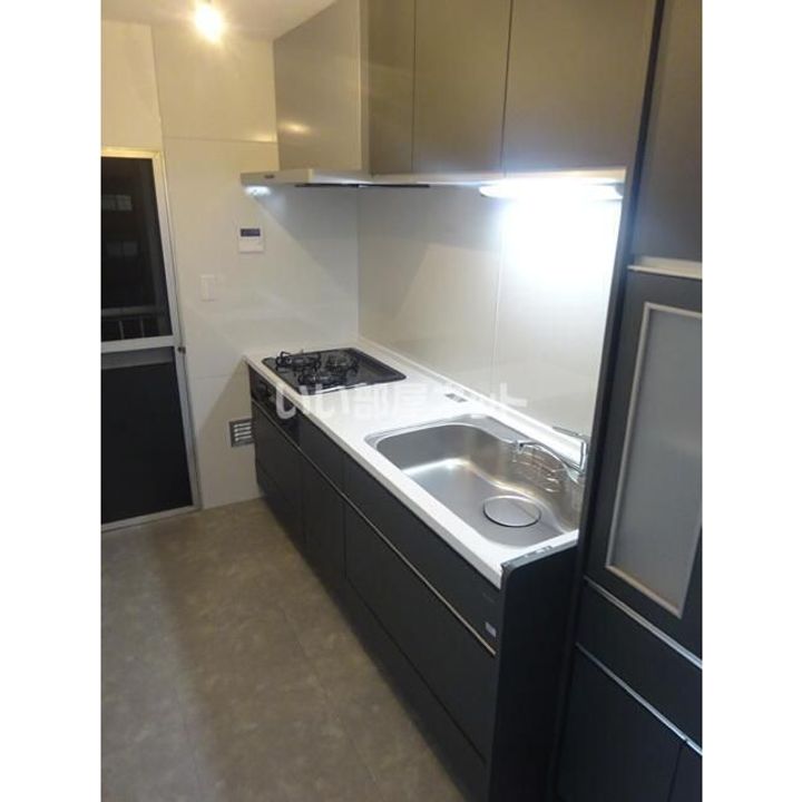 エステート河辺1号棟のキッチン