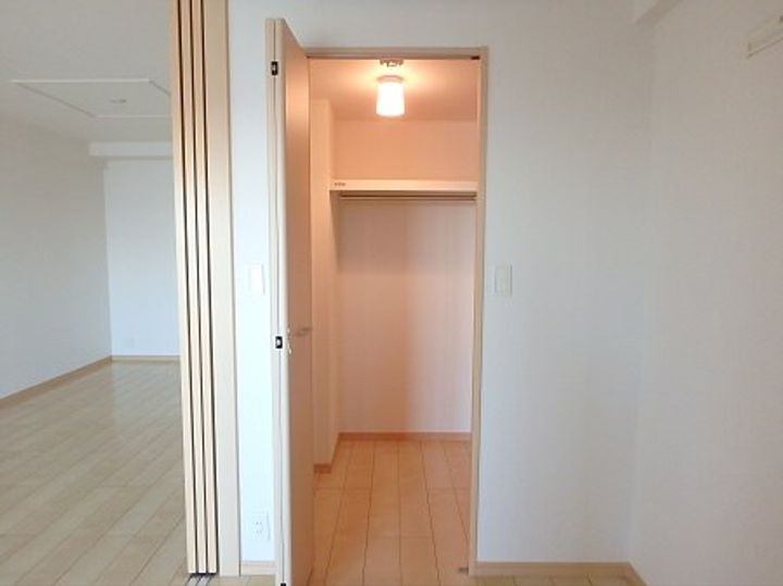 東京都調布市入間町2(マンション)の賃貸物件の内装