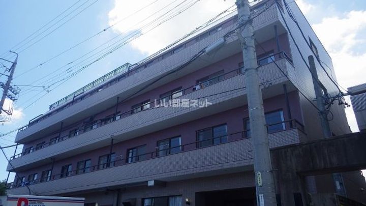 ドーミー赤池の外観