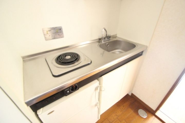 ベージュ緑井のキッチン