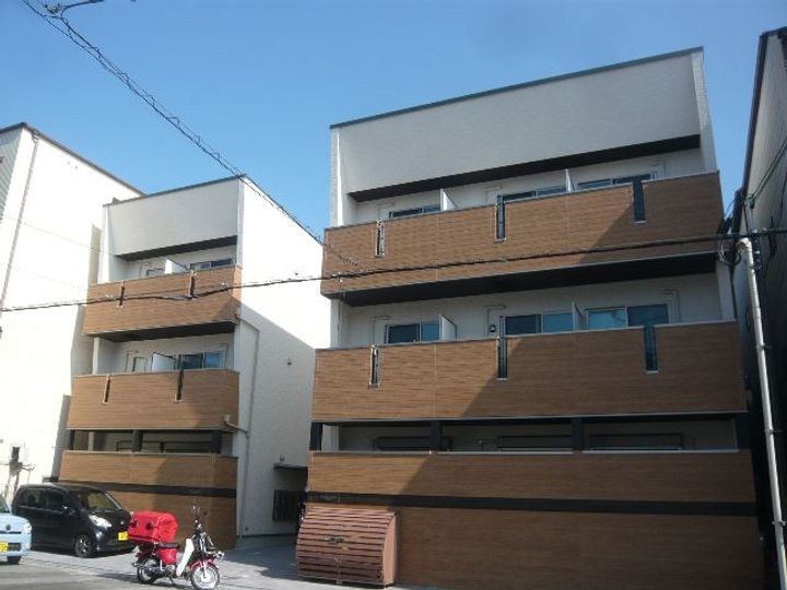 ガゼルノア加島I棟の外観
