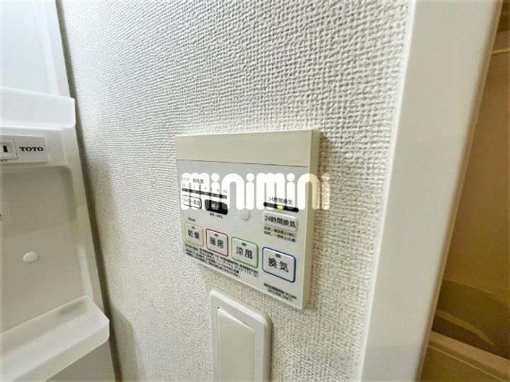 ナリッシュの内装