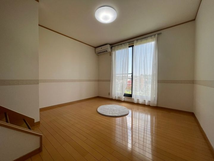 月見台ヒルズの居間