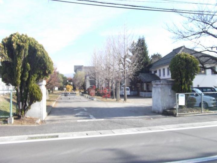 クイーンディオールマンションの周辺