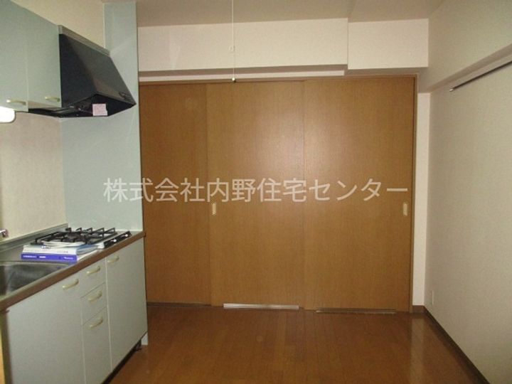 クレール・アイの居間