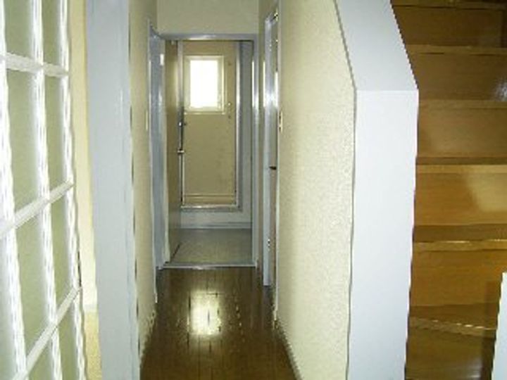 神奈川県横浜市港南区日野南6(一戸建)の賃貸物件の玄関