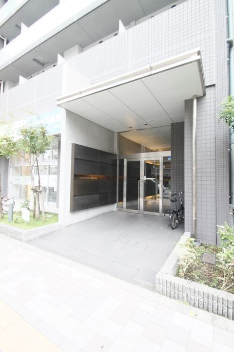 東京都文京区千駄木3(マンション)の賃貸物件の地図