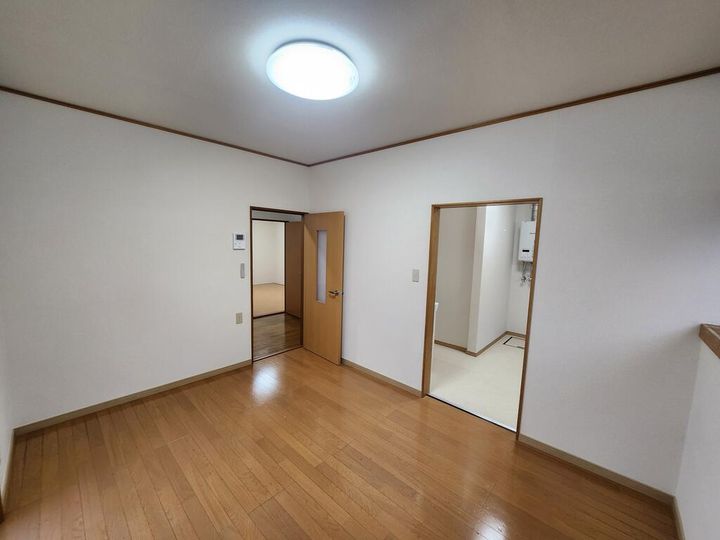 秋田県由利本荘市石脇字田尻野(一戸建)の賃貸物件の居間