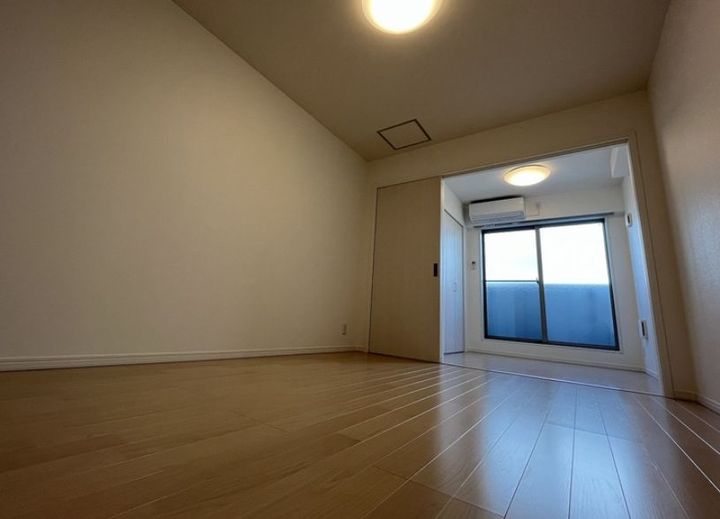 埼玉県草加市旭町5(アパート)の賃貸物件の居間