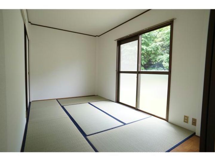 静岡県浜松市浜名区細江町気賀(アパート)の賃貸物件の居間