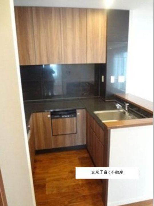 ファーストリアルタワー新宿のキッチン