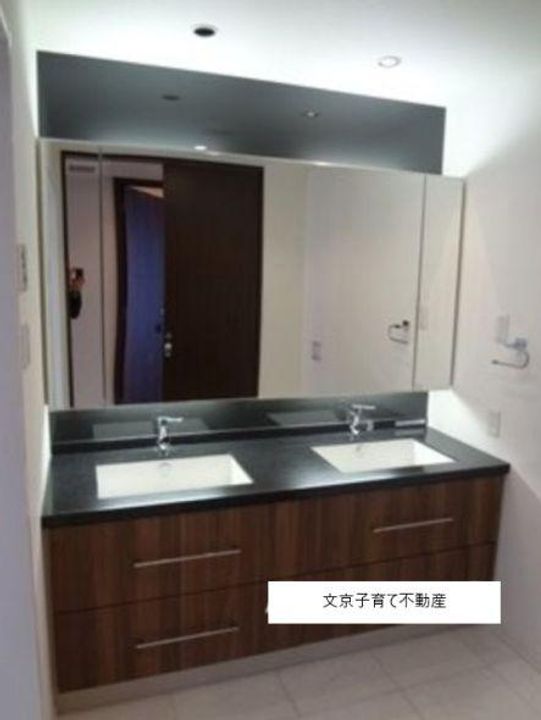 ファーストリアルタワー新宿の内装