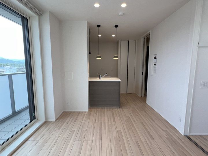 山形県山形市若宮2(マンション)の賃貸物件の居間