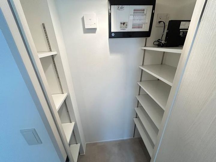 東京都杉並区松庵3(マンション)の賃貸物件の玄関