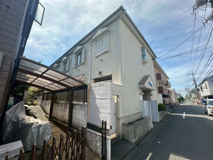 メゾンドローブ学園西町の外観