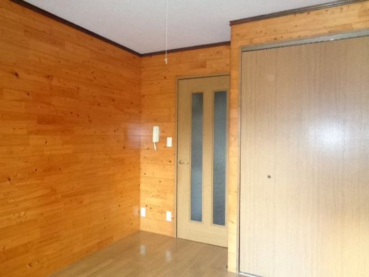 グロウス国立VIの内装