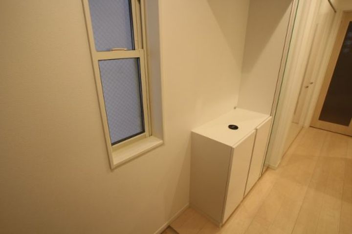 東京都世田谷区奥沢4(一戸建)の賃貸物件の玄関