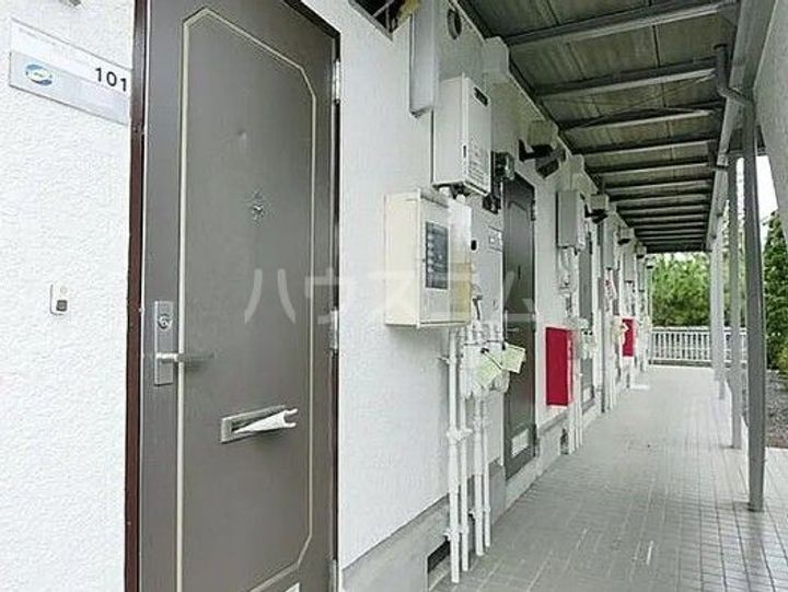 グランジュールB棟の地図