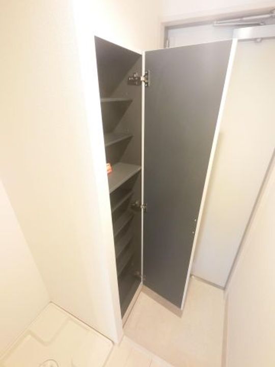 千葉県千葉市稲毛区天台4(アパート)の賃貸物件の玄関